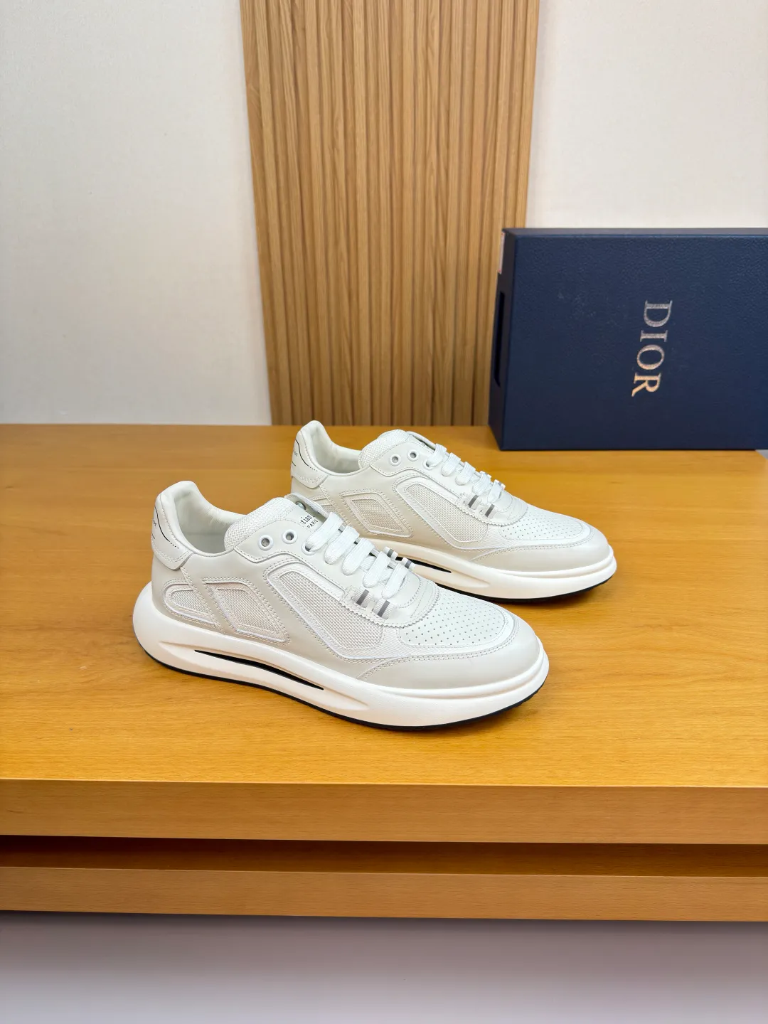 [Dior] Dior P780 men's shoes 💰 - High-end quality original order·Casual sports shoes - Upper: 🔝Nappa calfskin, perforated calfskin, brand high mercerized canvas, tongue. Heel. Silk screen high frequency brand logo - Inner: water-dyed cowhide, foot pad; brand canvas - Outsole: ultra-light TPU. Rubber foam; two-color molded outsole -Ultra-high quality control·Fine workmanship: outstanding (high-end·nobility·grade) -Size: 39-44 (38, 45, can be customized)·DR0181